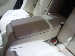 2012款 M25L 2.5L 自动 舒适版