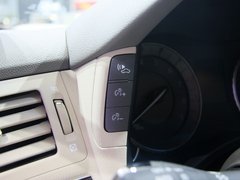 2012款 M25L 2.5L 自动 舒适版