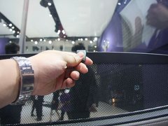 2012款 M25L 2.5L 自动 舒适版