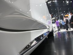 2012款 M25L 2.5L 自动 舒适版