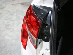 2012款 2.0L CVT 四驱豪华版 5座