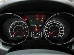 2012款 2.0L CVT 四驱豪华版 5座