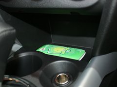 2012款 2.0L CVT 四驱豪华版 5座
