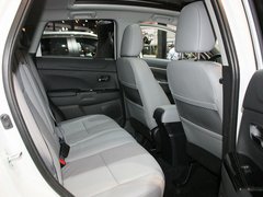 2012款 2.0L CVT 四驱豪华版 5座