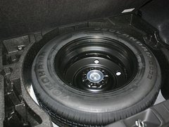 2012款 2.0L CVT 四驱豪华版 5座