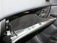 2012款 2.0L CVT 四驱豪华版 5座