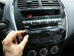 2012款 2.0L CVT 四驱豪华版 5座