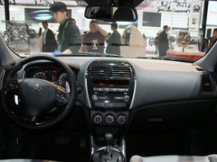 2012款 2.0L CVT 四驱豪华版 5座