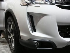 2012款 2.0L CVT 四驱豪华版 5座