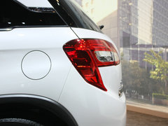 2012款 2.0L CVT 四驱豪华版 5座