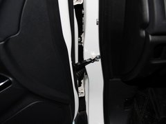 2012款 2.0L CVT 四驱豪华版 5座