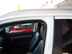 2012款 2.0L CVT 四驱豪华版 5座