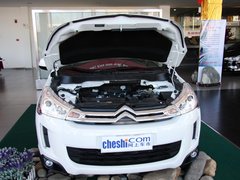 2012款 2.0L CVT 四驱豪华版 5座