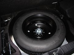 2012款 2.0L CVT 四驱豪华版 5座