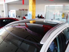 2012款 2.0L CVT 四驱豪华版 5座