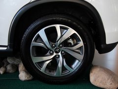 2012款 2.0L CVT 四驱豪华版 5座