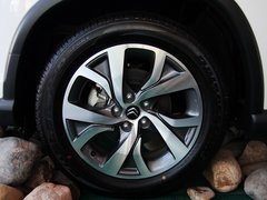 2012款 2.0L CVT 四驱豪华版 5座