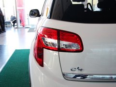 2012款 2.0L CVT 四驱豪华版 5座