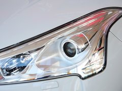 2012款 2.0L CVT 四驱豪华版 5座