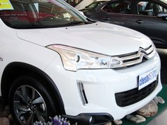 2012款 2.0L CVT 四驱豪华版 5座