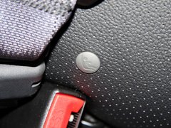 2012款 2.0L CVT 四驱豪华版 5座
