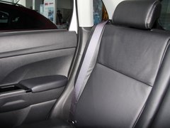 2012款 2.0L CVT 四驱豪华版 5座
