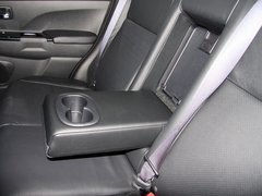 2012款 2.0L CVT 四驱豪华版 5座