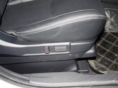 2012款 2.0L CVT 四驱豪华版 5座