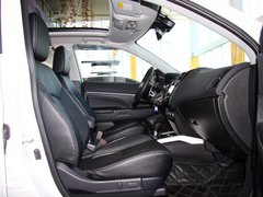 2012款 2.0L CVT 四驱豪华版 5座