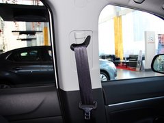 2012款 2.0L CVT 四驱豪华版 5座