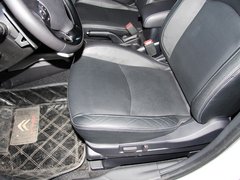 2012款 2.0L CVT 四驱豪华版 5座