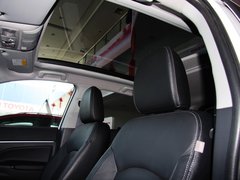 2012款 2.0L CVT 四驱豪华版 5座
