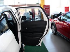 2012款 2.0L CVT 四驱豪华版 5座