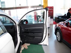 2012款 2.0L CVT 四驱豪华版 5座