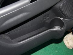 2012款 2.0L CVT 四驱豪华版 5座