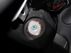 2012款 2.0L CVT 四驱豪华版 5座