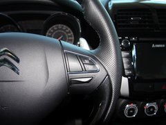2012款 2.0L CVT 四驱豪华版 5座