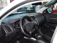 2012款 2.0L CVT 四驱豪华版 5座