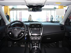 2012款 2.0L CVT 四驱豪华版 5座