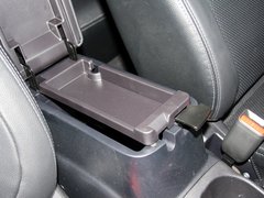 2012款 2.0L CVT 四驱豪华版 5座