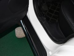 2012款 2.0L CVT 四驱豪华版 5座