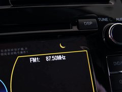 2012款 2.0L CVT 四驱豪华版 5座