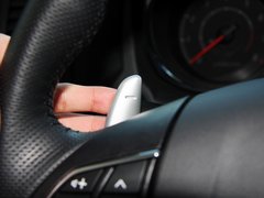 2012款 2.0L CVT 四驱豪华版 5座