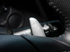 2012款 2.0L CVT 四驱豪华版 5座