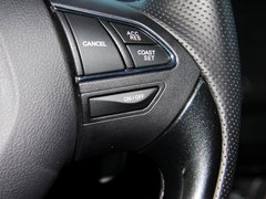 2012款 2.0L CVT 四驱豪华版 5座