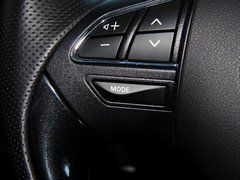 2012款 2.0L CVT 四驱豪华版 5座