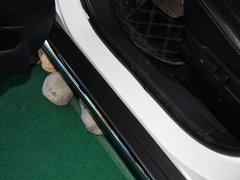 2012款 2.0L CVT 四驱豪华版 5座
