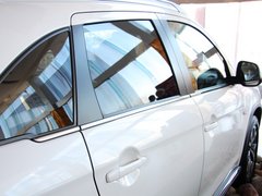 2012款 2.0L CVT 四驱豪华版 5座