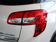 2012款 2.0L CVT 四驱豪华版 5座