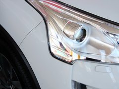2012款 2.0L CVT 四驱豪华版 5座